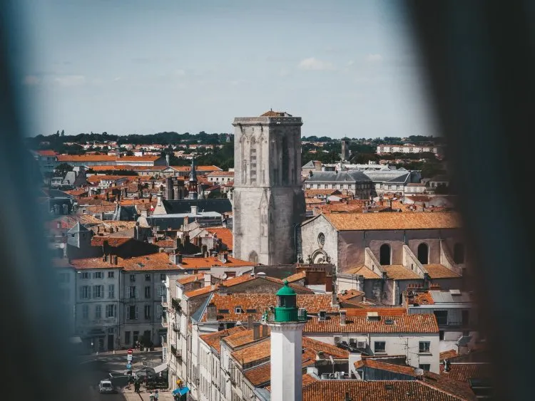 La Rochelle : un projet immobilier relancé sur l'ancienne Clinique du Mail avec les défenseurs du patrimoine